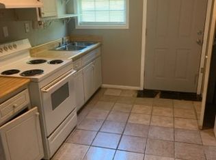 121 Lisa Ave #B, Tupelo, MS 38801