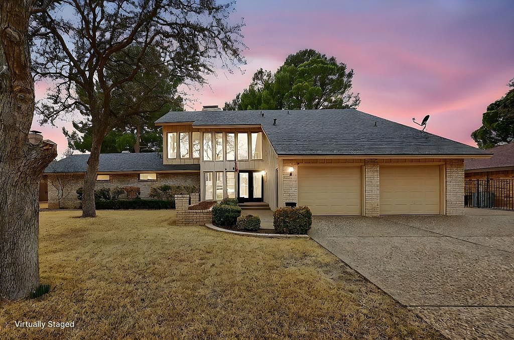 4571 Shady Oak Ct