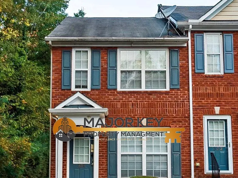 334 Paden Cove Trl #LAWRENCEVILLE — Photo 2