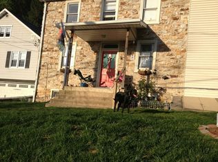 863 Chestnut St, Gap, PA 17527