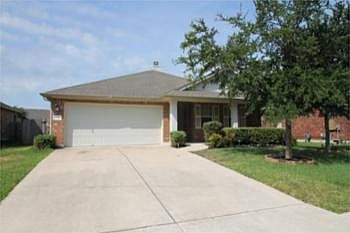 1st image of 1204 Willowbrook Dr