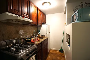 Rented by Best Apartments North Inc