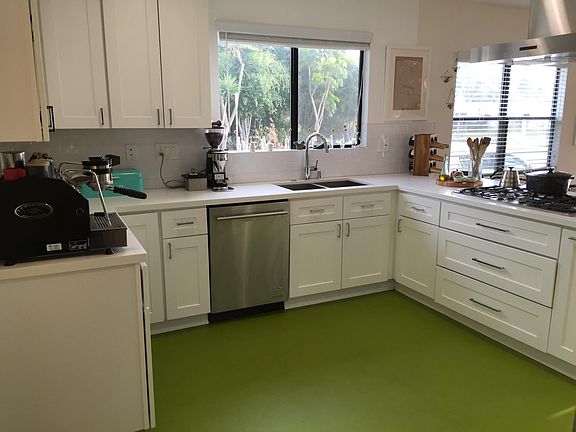 5th image of 2248 Louella Ave