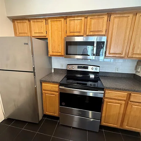 6029 Westgate Dr #725 — Photo 7