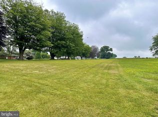 222 W Fritz Ave, Quarryville, PA 17566