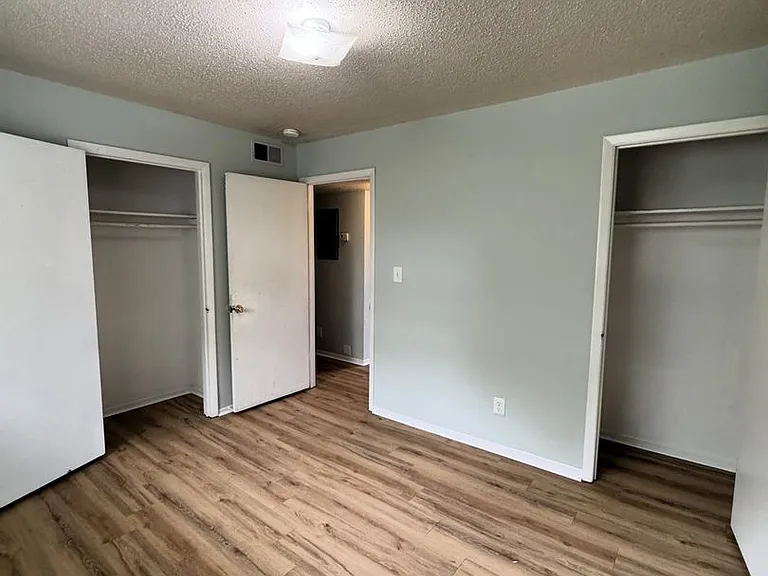 2226 Jonathan Dr NW #C — Photo 13