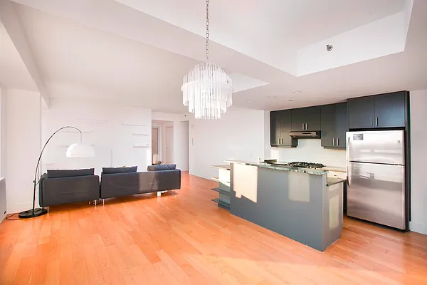 Rented by Keller Williams NYC | media 17