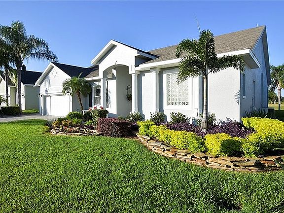 2nd image of 145 Golf Vista Dr