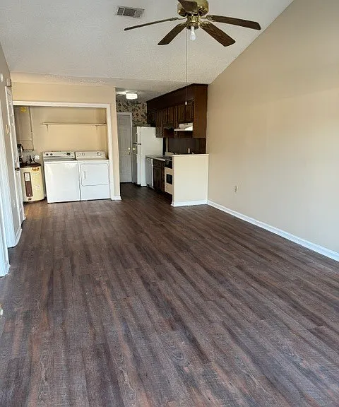 230 Lanier Dr #132 — Photo 2