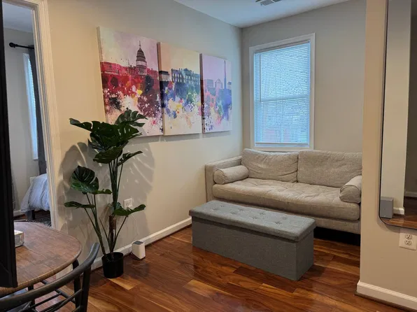 1737 F St NE, Washington, DC