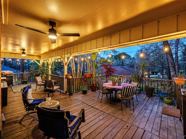 1905 Rollingwood Dr, Huntsville, TX 77340