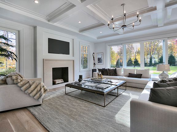 97 Skyview Lane