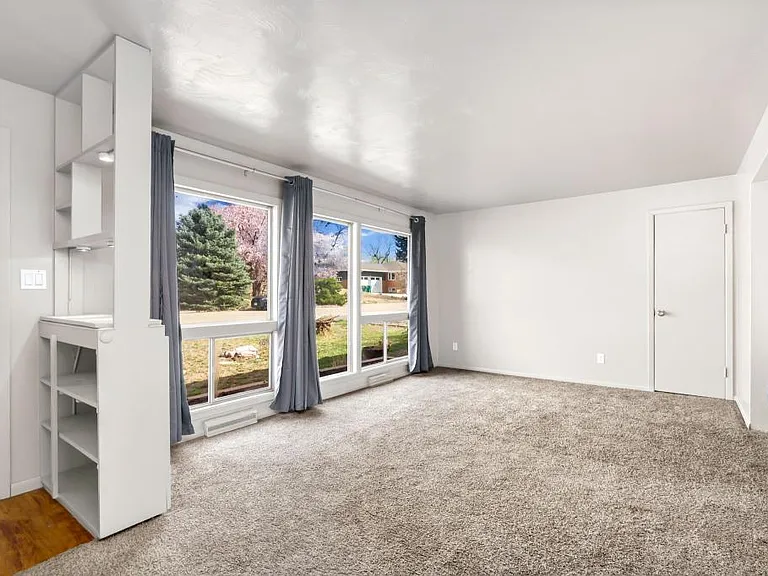 1315 Pine St — Photo 3