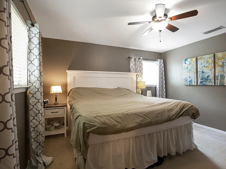8801 Dawnridge Cir — Photo 16