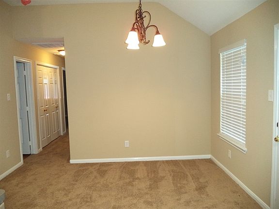 3rd image of 10210 Middleglen Ln #0