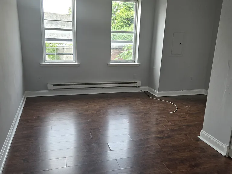 5849 Market St #1 — Photo 8