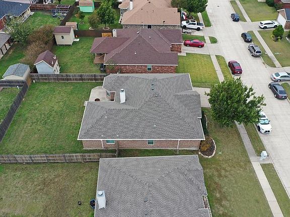 2nd image of 1518 Loveland Dr