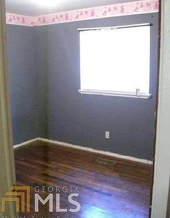 4th image of 2262 Ajax Dr NW