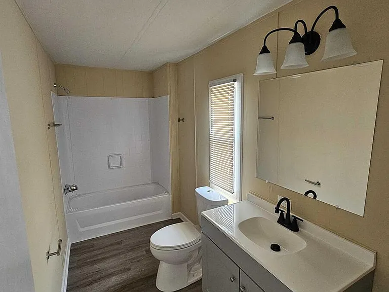2737 W Washington Ctr #244 — Photo 6