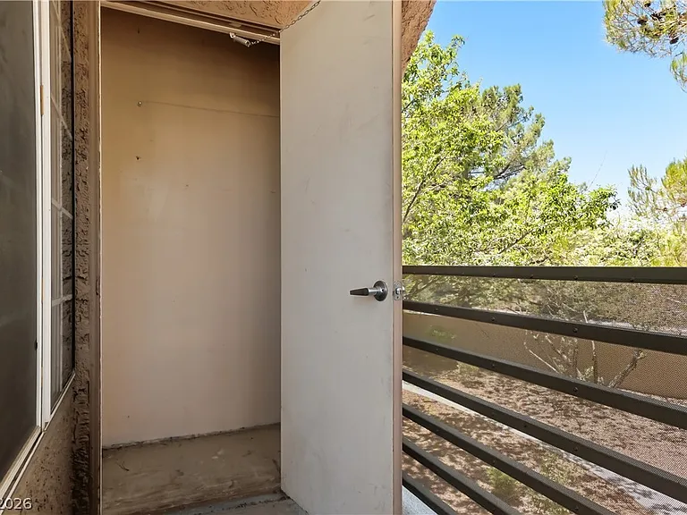2111 Jetty Rock Dr #208 — Photo 16