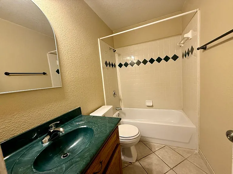 4006 Frigate Dr — Photo 14