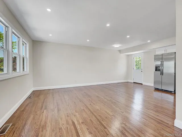 3107 Gull Ave — Photo 4