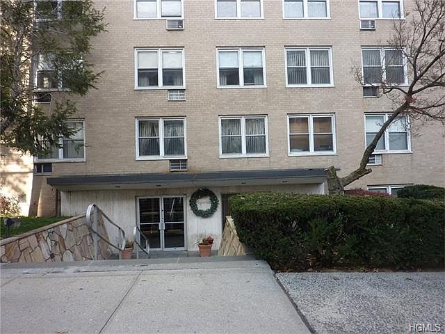 1st image of 377 Westchester Ave APT 4G