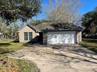 5525 S Fm 646, Santa Fe, TX 77510