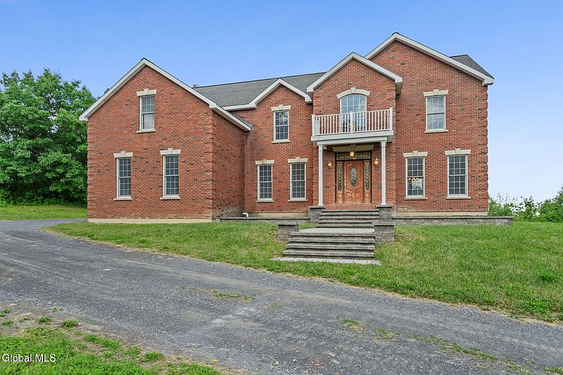 4th image of 97 Lewis Road