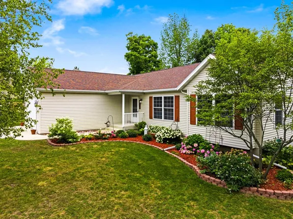 10514 S Highland Rd, Sister Bay, WI 54234