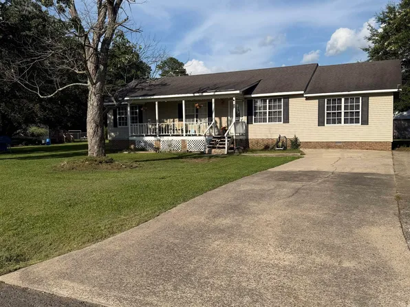 406 Meadow Creek Dr NE, Hanceville, AL 35077