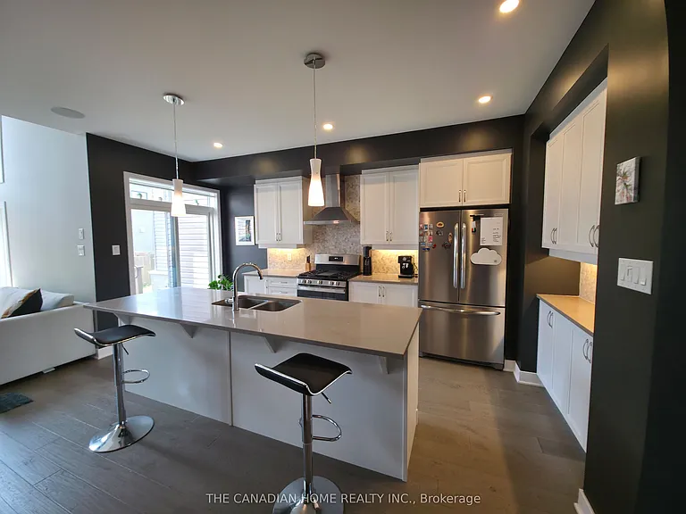 468 Trident Mews — Photo 6