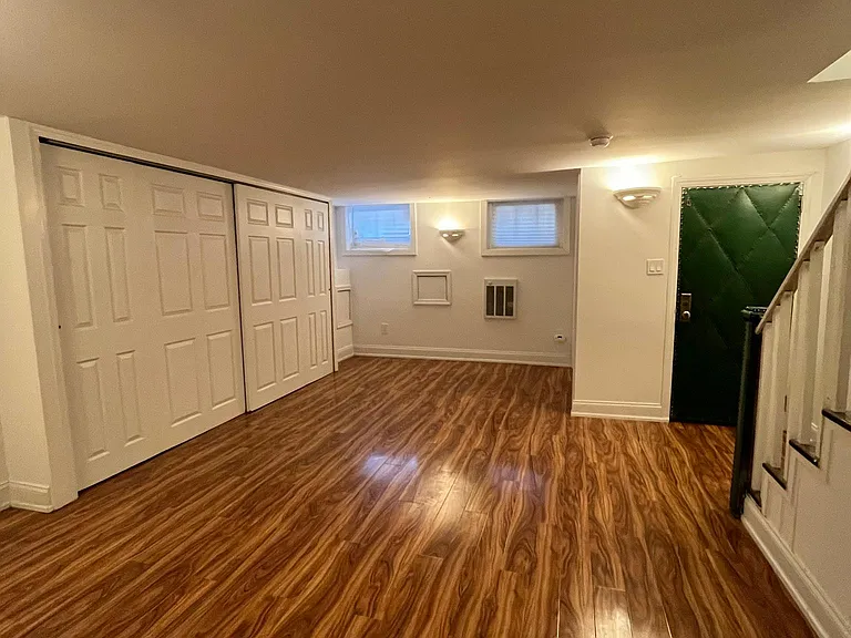 1302 Pine St #1 — Photo 9
