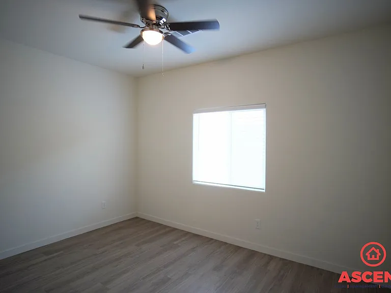 8509 Grandy St — Photo 5
