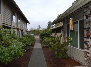 1649 NE Barberry Dr APT 2, Hillsboro, OR