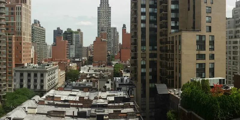 Rented by Plaza Real Estate Group | media 4