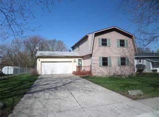 7268 Buchanan St, Merrillville, IN 46410