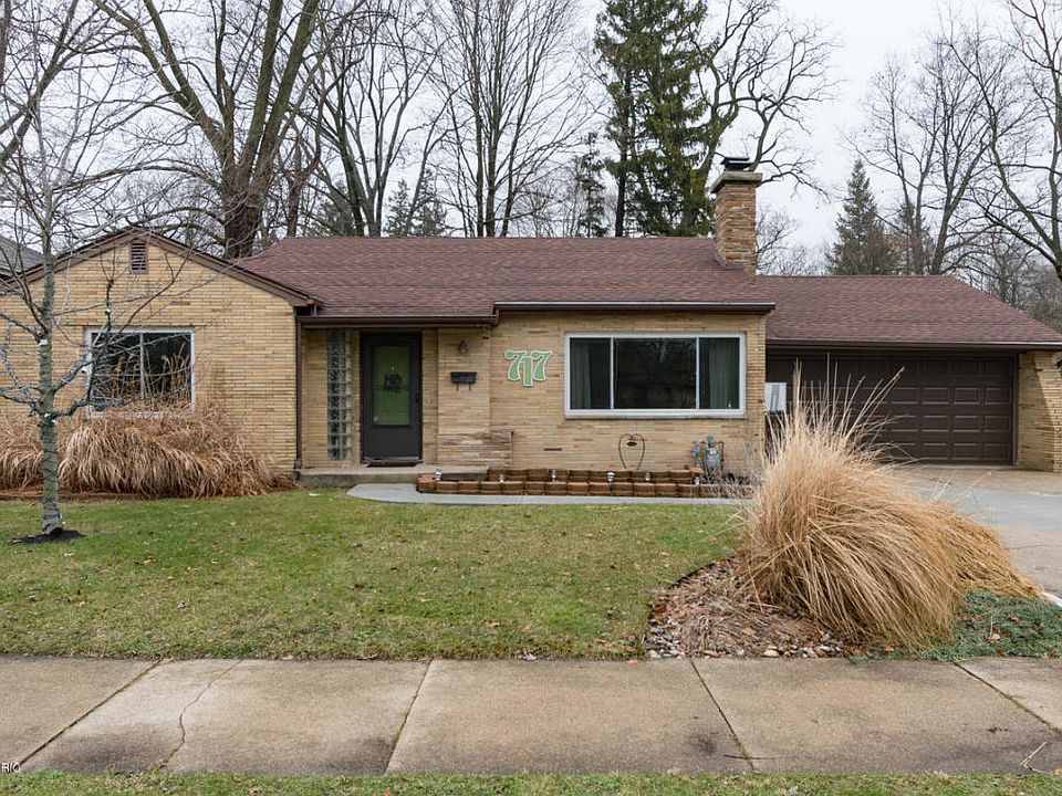1st image of 717 Green St