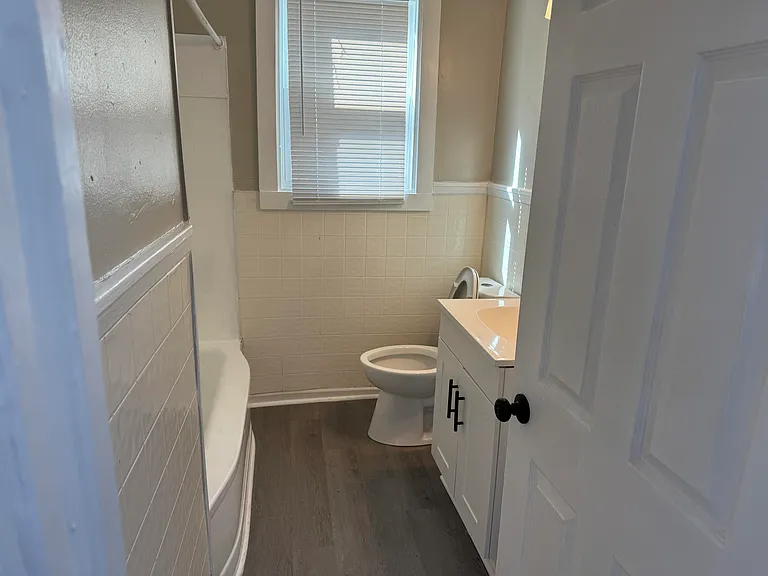 317 Dudley St — Photo 7