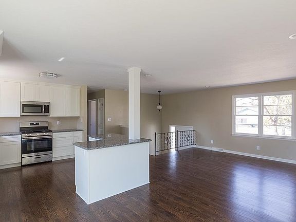 4th image of 3127 S 54th St