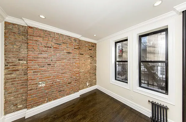 Rented by REAL New York | media 69