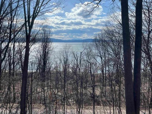 5 Claire Pointe Road #5, Burlington, VT 05408