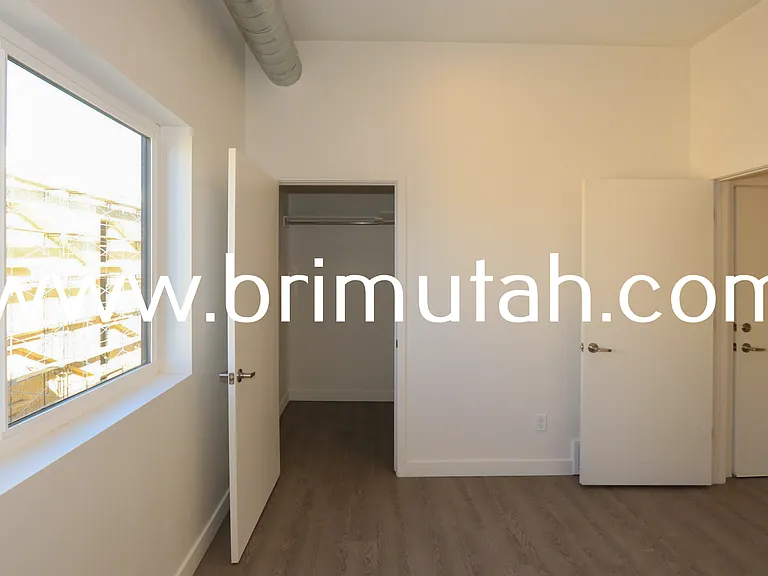 945 S Washington St #101 — Photo 6