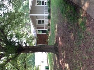 9027 Bremerton Ct, Charlotte, NC 28227