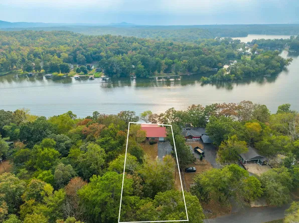 310 Vanadium Cir, Hot Springs, AR 71901