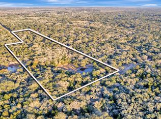 715 Private Road 1051, Hallettsville, TX 77964