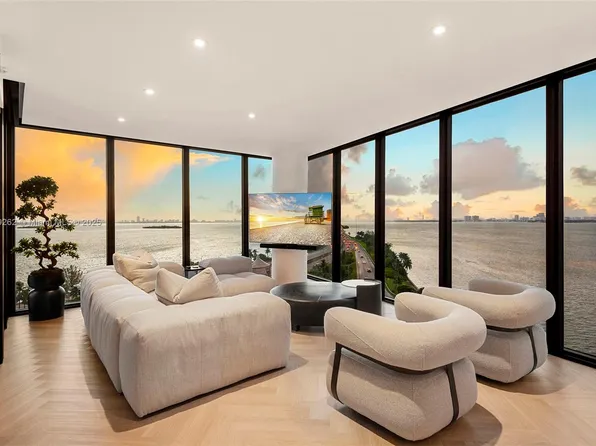 601 NE 36th St APT 1012, Miami, FL 33137