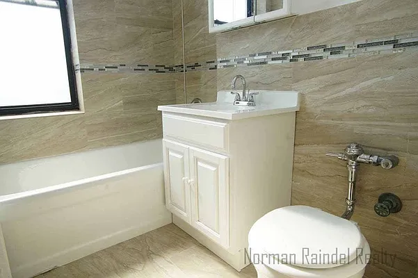 Rented by Norman Raindel, LREB | media 3