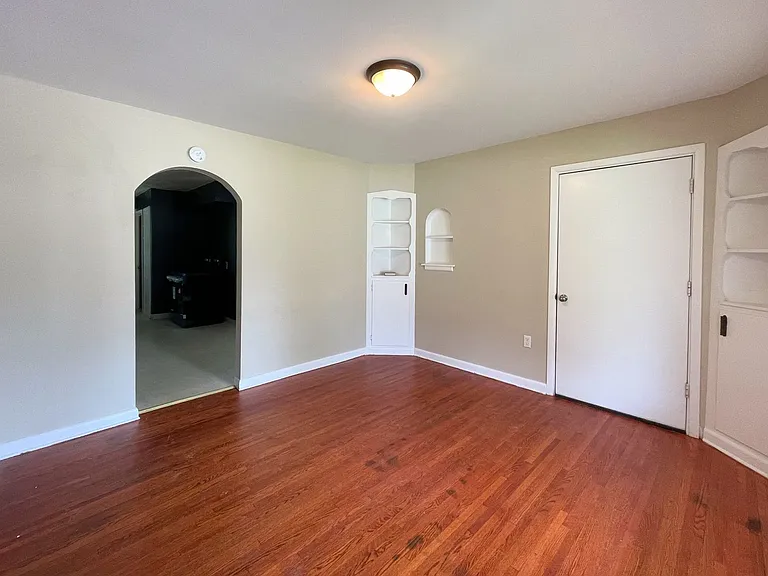3412 W 9th St N — Photo 5