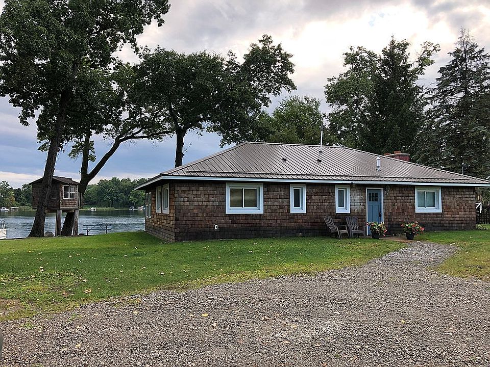1st image of 400 Gan Eden Dr